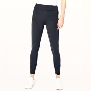 Lululemon In Movement 7/8 everlux tight / leggings